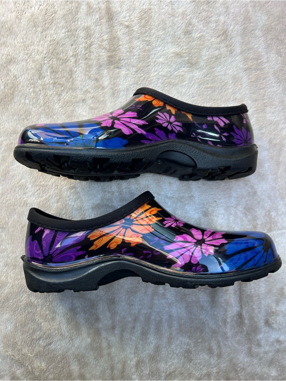 Sloggers Floral Garden Clogs – Size 8 Women’s - Picture 5 of 7